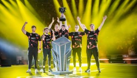 DRG vs T1巅峰对决：团队协作铸就电竞史经典之战